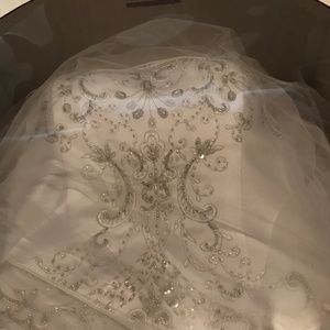 Wedding dress  Oleg Cassini